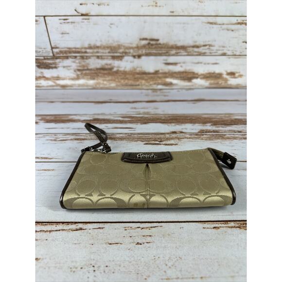 Coach Ashley Signature Sateen Zippy Wallet Wristlet – Satin Canvas Style 47520 - Picture 2 of 8